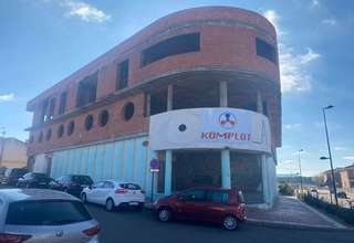 Building for sale in Portillo, Valladolid. 